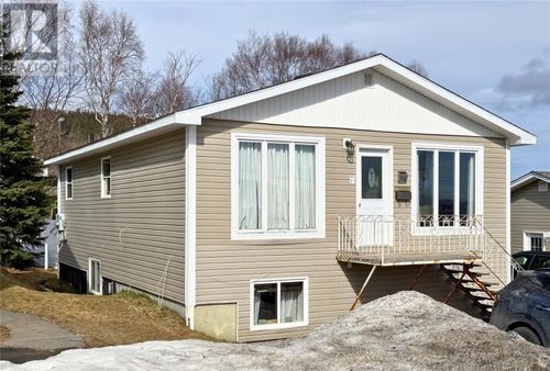 114 Elizabeth Street, Corner Brook, NL, A2H6A1 | Card Image