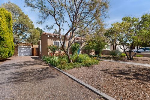 428 Solano Dr Ne, Albuquerque, NM, 87108-1046 | Card Image