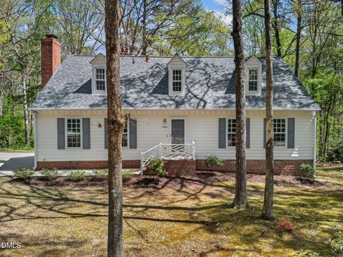 8509 Wanstraw Way, Apex, NC, 27539-8813 | Card Image