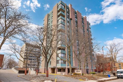 203-40 Arthur Street, West Centre Town, ON, K1R7T5 | Card Image