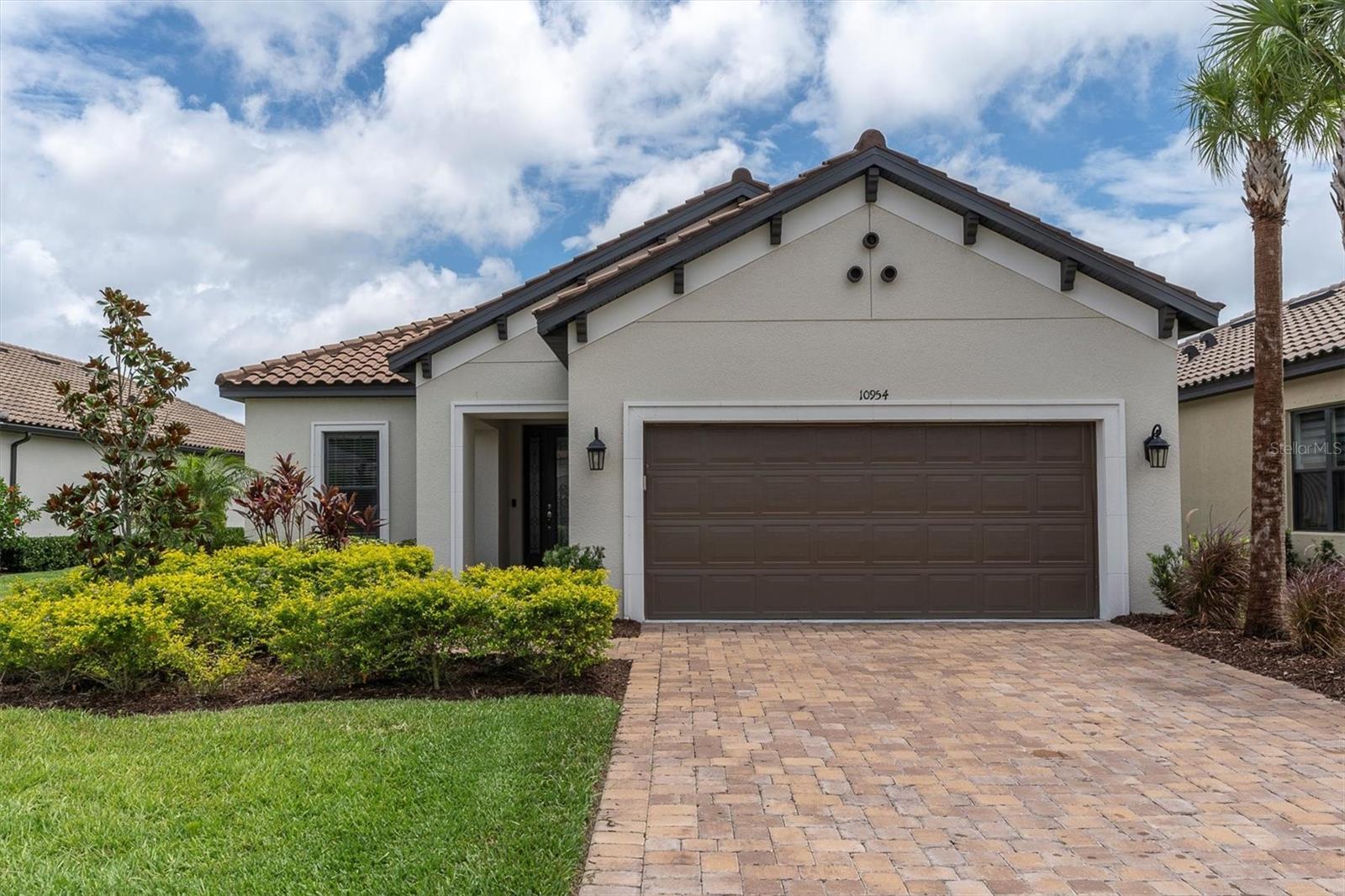 Calluna Dr, Odessa, FL 33556