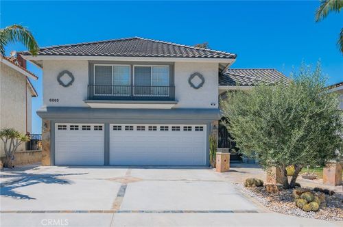 6865 E Georgetown Cir, Anaheim, CA, 92807-5107 | Card Image