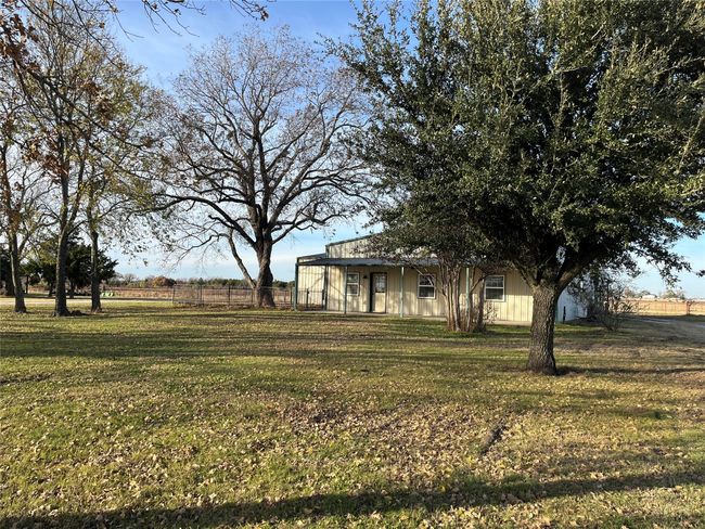 8313 Us Highway 377, House other with 3 bedrooms, 3 bathrooms and null parking in Collinsville TX | Image 35