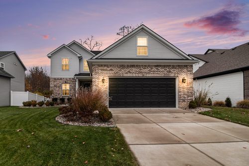 583 Falcon Dr, Dundee, MI, 48131-9591 | Card Image