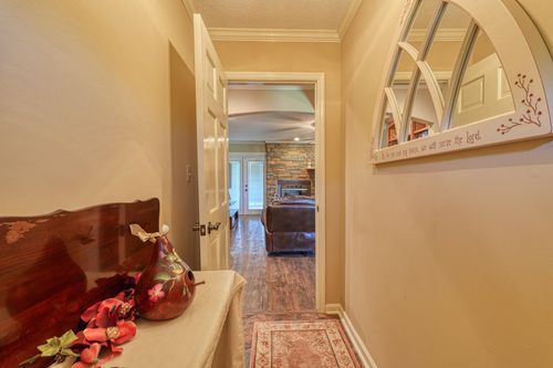 803 White Plains Rd, Gaffney, SC, 29340-5478 | Card Image