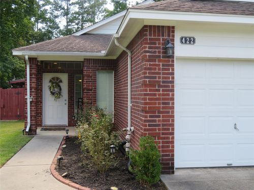 422 E Hunting Tower Run, Montgomery, TX, 77316-7591 | Card Image
