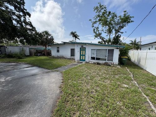 2524 Novus St, SARASOTA, FL, 34237-8104 | Card Image