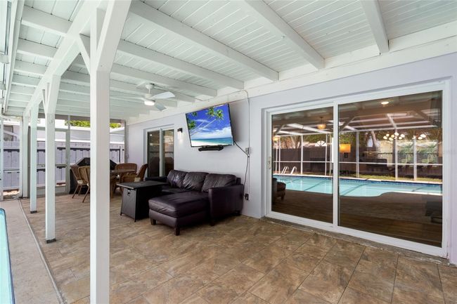 11368 93 Rd St, House other with 3 bedrooms, 2 bathrooms and null parking in LARGO FL | Image 30