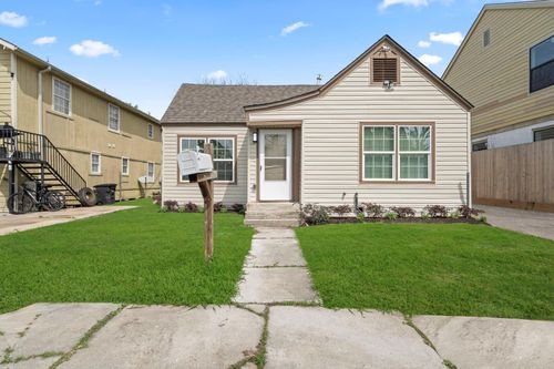 2817 Winbern St, Houston, TX, 77004-4450 | Card Image