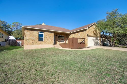 10808 Timber Cir, Dripping Springs, TX, 78620-2511 | Card Image