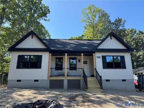 11480 Brown Ln, Ruther Glen, VA, 22546-3527 | Card Image