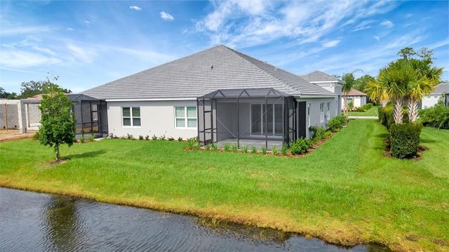 2638 Light Sky Ln, Home with 3 bedrooms, 2 bathrooms and null parking in BRADENTON FL | Image 12