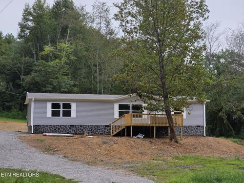 9279 Blue Springs Rd, Sweetwater, TN, 37874-3432 | Card Image