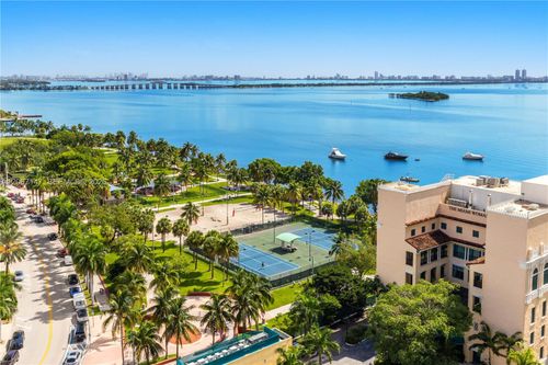 a-1951-1717 N Bayshore Dr, Miami, FL, 33132-1103 | Card Image