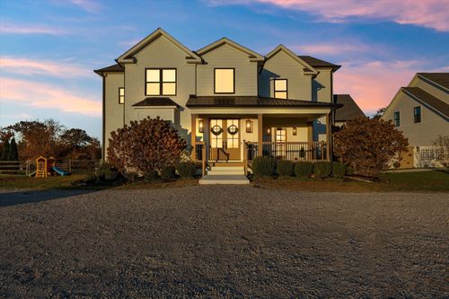7314 Dug Hill Rd, Bon Aqua, TN, 37025-9615 | Card Image