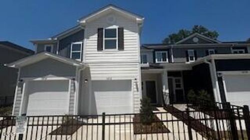 10512 Brookside Dr, Raleigh, NC, 27601 | Card Image
