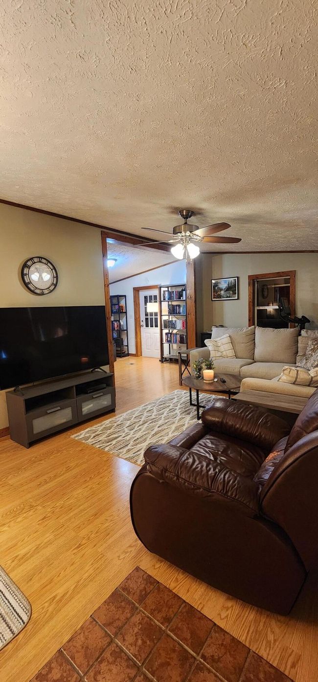 9072 Walnut Dowler Rd, House other with 2 bedrooms, 2 bathrooms and null parking in Logan OH | Image 8