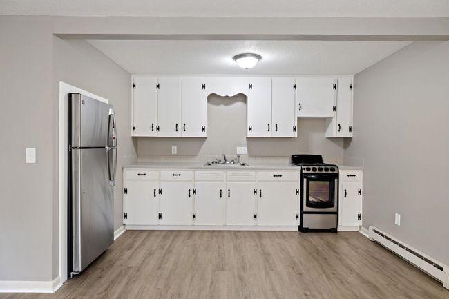APT-19 - 66 Myrtle St, Condo with 1 bedrooms, 1 bathrooms and null parking in Claremont NH | Image 9