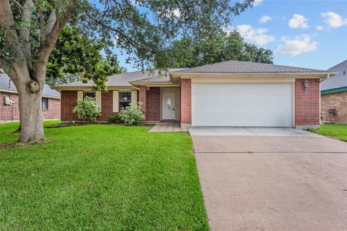 509 Teal Dr, Dickinson, TX, 77539-4038 | Card Image