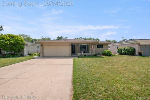 11202 Lorman Dr, Sterling Heights, MI, 48312-4966 | Card Image