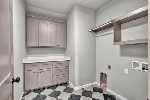 912 Acclivis Circle, Newcastle, OK, 73065 | Card Image