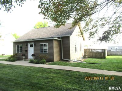 219 W 2nd Street, House other with 2 bedrooms, 2 bathrooms and null parking in Tipton IA | Image 2