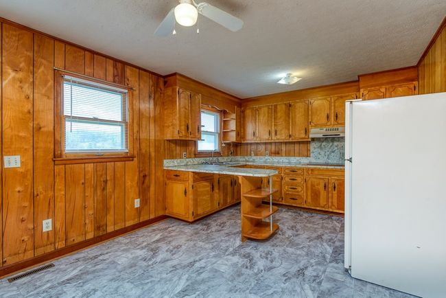 28236 Rhea Valley Rd, House other with 3 bedrooms, 2 bathrooms and null parking in Meadowview VA | Image 5