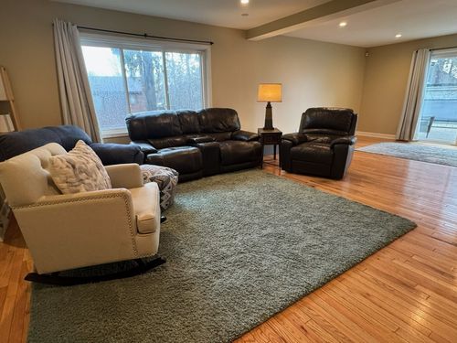 905 Grand Blvd, Wauconda, IL, 60084-1435 | Card Image