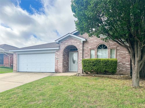 10245 Brea Canyon Rd, Fort Worth, TX, 76108-4953 | Card Image