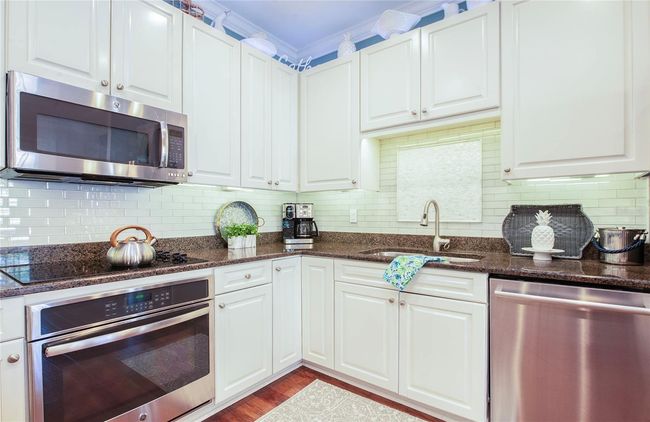 6303 Vista Verde Dr E, Townhouse with 3 bedrooms, 3 bathrooms and null parking in GULFPORT FL | Image 14