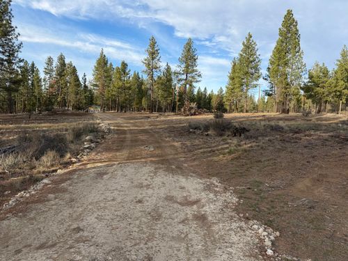 21942 Thunderbird Ln, Chiloquin, OR, 97624-7636 | Card Image