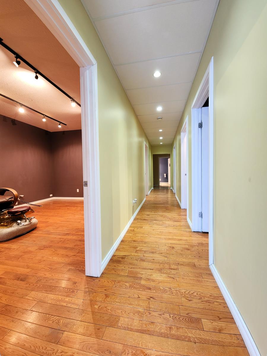 Commercial Sale in Wetaskiwin 4