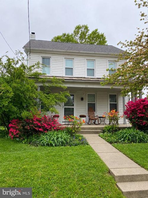 36 E Cottage Ave, MILLERSVILLE, PA, 17551-1549 | Card Image