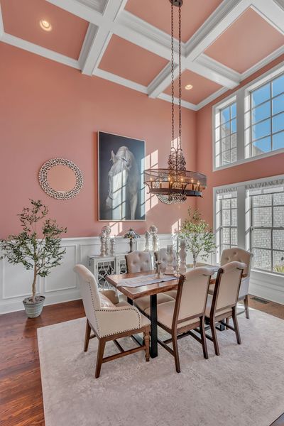 Formal Dining room | Image 3