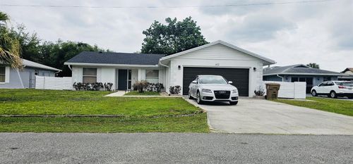 612 Estrada Ln, KISSIMMEE, FL, 34758-3353 | Card Image