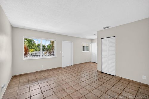 205-1007 W Prospect Rd, Fort Lauderdale, FL, 33309-4661 | Card Image