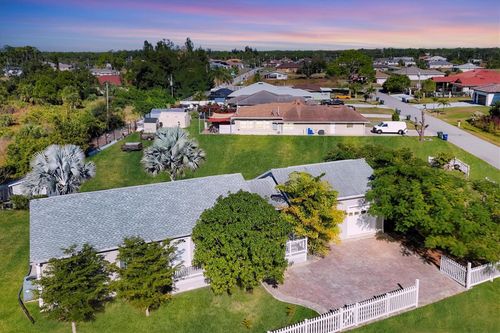 400 Isabel St, NORTH PORT, FL, 34287-1118 | Card Image