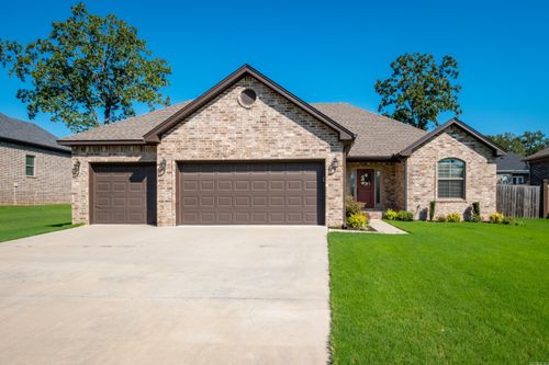925 Millers Glen, Sherwood, AR, 72120 | Card Image