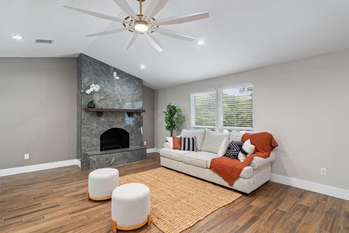 803 Glen Rd, Austin, TX, 78753-2341 | Card Image