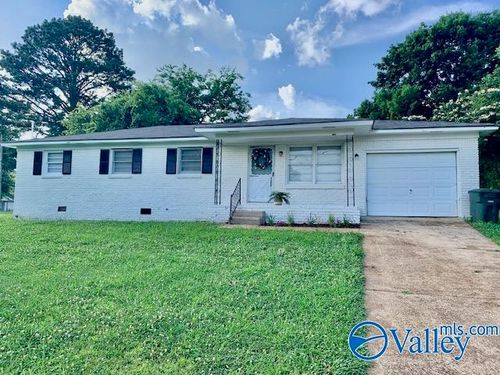 6300 Matic Rd Nw, Huntsville, AL, 35810-1410 | Card Image