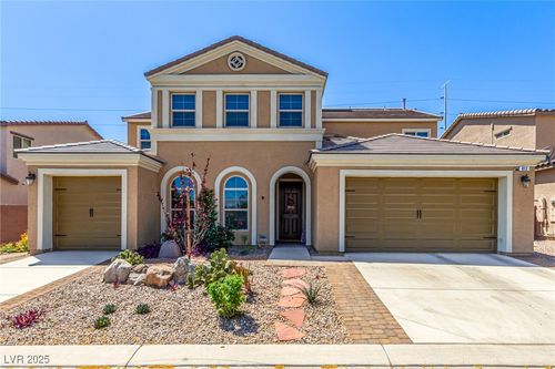 813 Bluebird Hill Ave, North Las Vegas, NV, 89084-2561 | Card Image