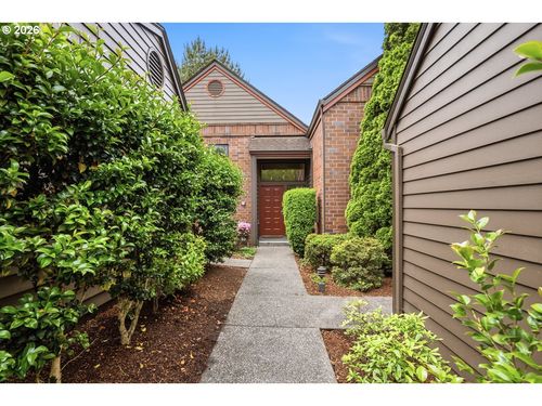 81-15432 Sw 114th Ct, Tigard, OR, 97224-3330 | Card Image