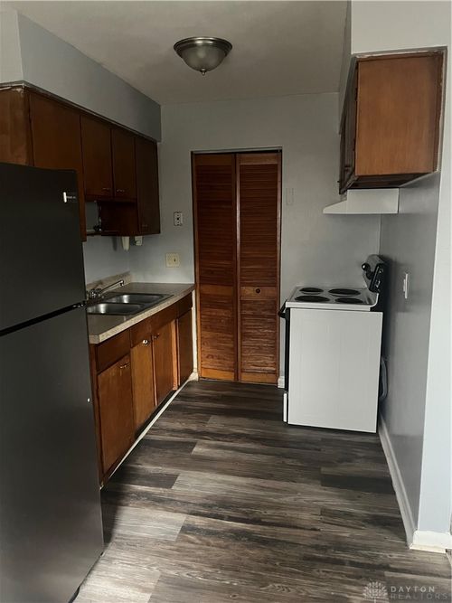 1948 Victoria Ave, Dayton, OH, 45406-2754 | Card Image