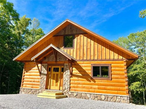 138 Talon Dr, Boone, NC, 28607 | Card Image