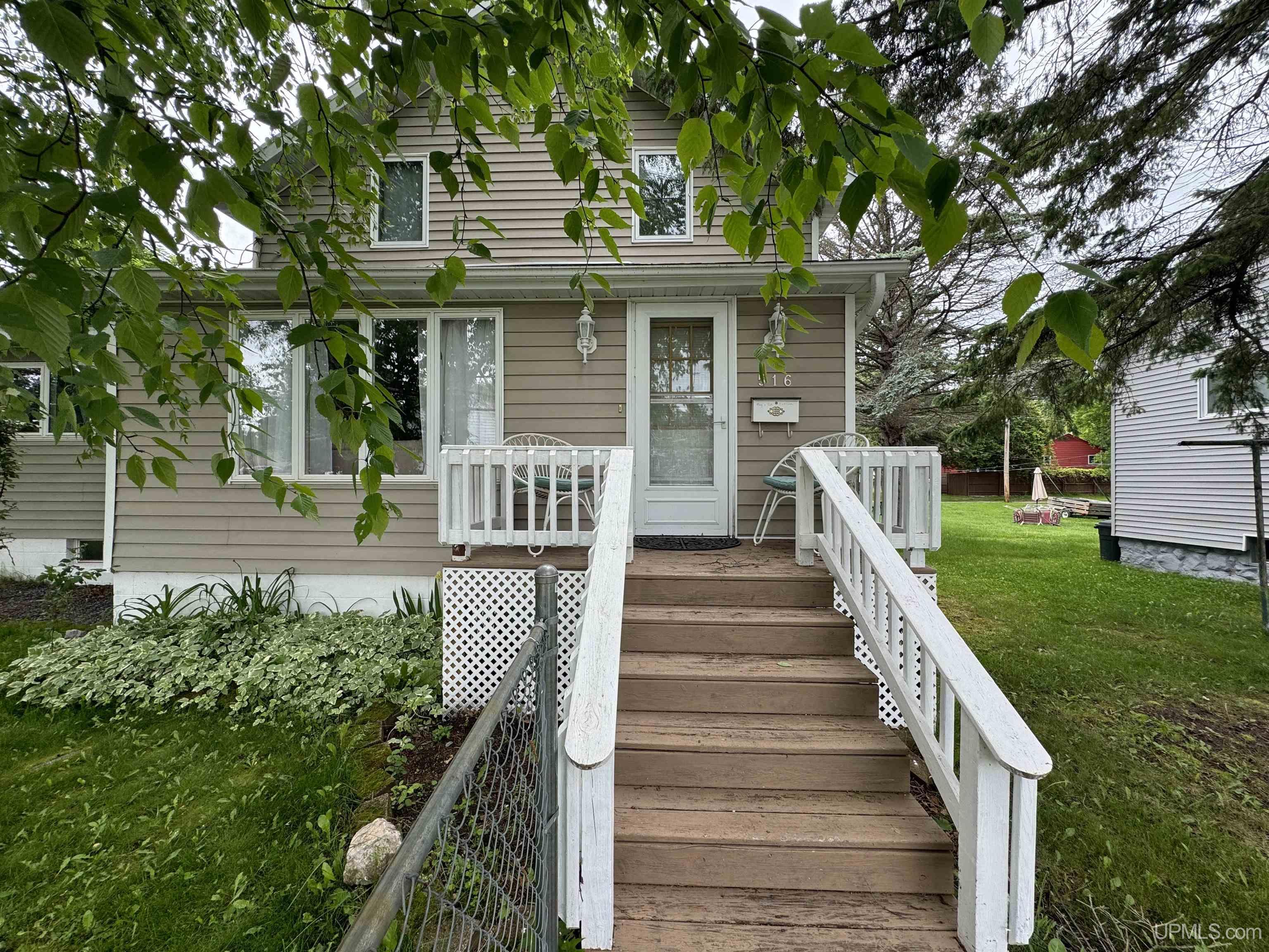 Kent St, Iron Mountain, MI 49801