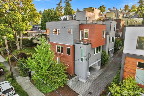 a-3427 22nd Ave W, Seattle, WA, 98199-2308 | Card Image
