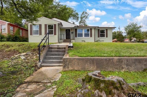 1330 Graham Dr, Tyler, TX, 75701-6811 | Card Image