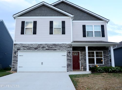 2728 Minuteman Ln, Knoxville, TN, 37920-5513 | Card Image