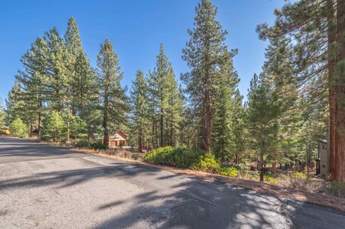 11925 Saddleback Drive, Truckee, CA, 96161 | Card Image