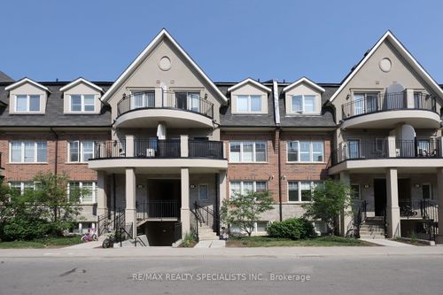 402-2420 Baronwood Dr, Oakville, ON, L6M0X6 | Card Image